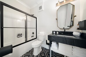 Hair dryer, towels, toilet paper - 2 Bedroom, Main Level- ADA Accessible (Helena)