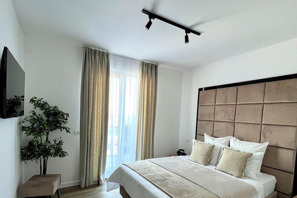 1 bedroom, minibar, desk, soundproofing
