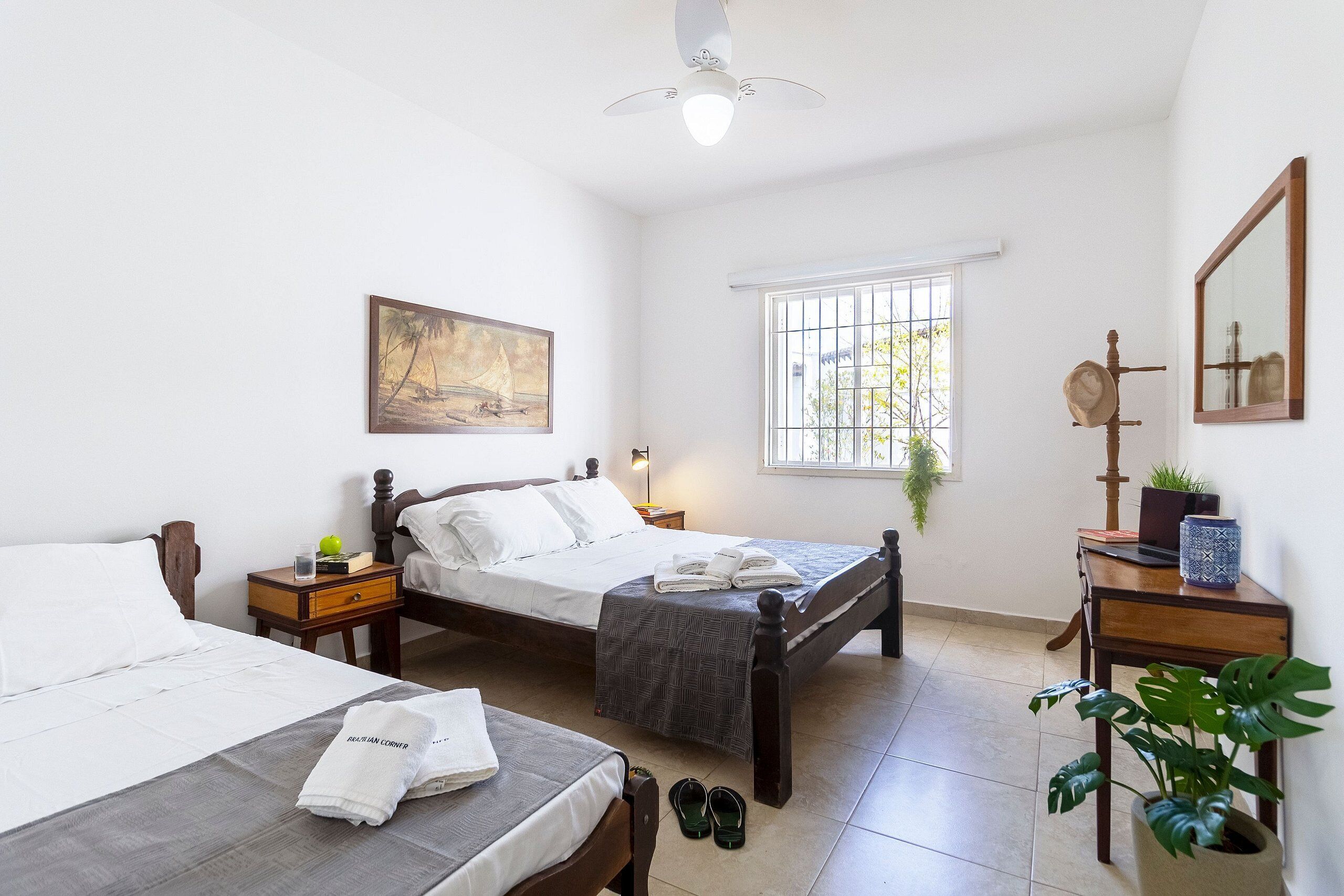 5 habitaciones y caja de seguridad en la habitación 