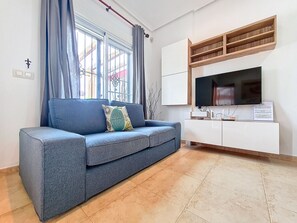 Smart TV y chimenea