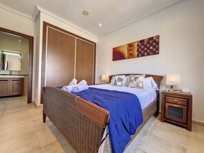 3 chambres, fer et planche Ă repasser, lit parapluie, Wi-Fi gratuit