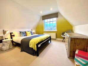 1 bedroom, iron/ironing board, Internet, bed sheets