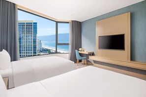 Deluxe Twin Partial Sea View