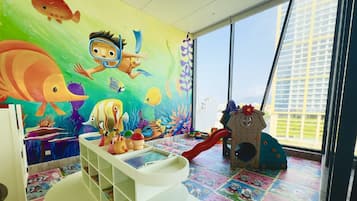 Children’s play area – indoor