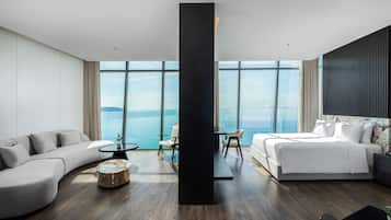 Quarto casal executivo, vista para o oceano | Roupas de cama premium, camas com colchões pillow-top, frigobar