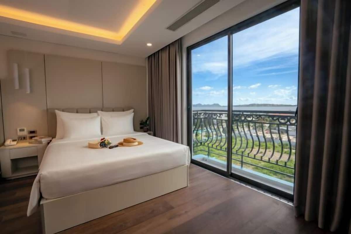 Ropa de cama de alta calidad y minibar