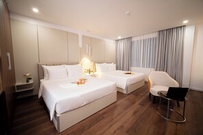 Premium bedding, minibar, in-room safe, desk - Danitel Halong (Ha Long)