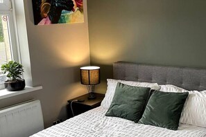 1 soverom, wi-fi (inkludert) og sengetøy