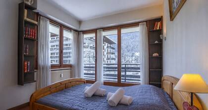 Apartment overlooking the Mont Blanc range.