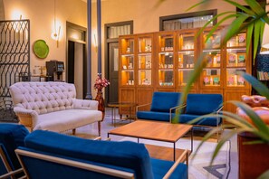 Sala de estar en el lobby