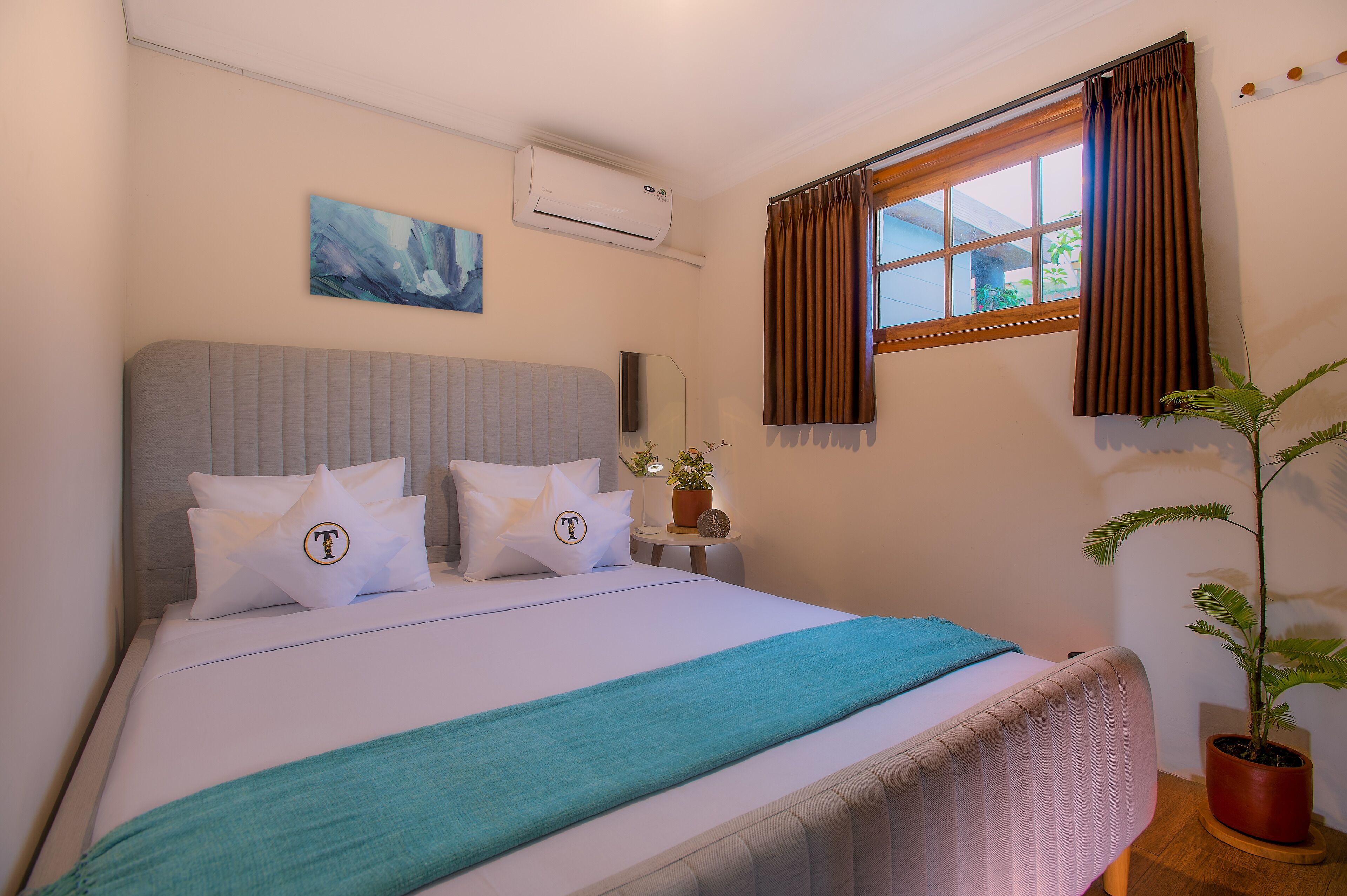 Cottage dành cho gia đình, 2 phòng ngủ, hiên, khu vực sân vườn | Màn/rèm cản sáng, bàn ủi/dụng cụ ủi quần áo 