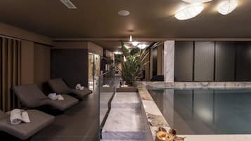 Couples treatment rooms, sauna, hot tub, steam room, Turkish bath