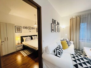 1 habitación, tabla de planchar con plancha, wifi y ropa de cama 