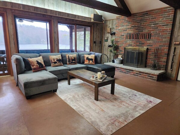 Smart TV, fireplace, video games, DVD player