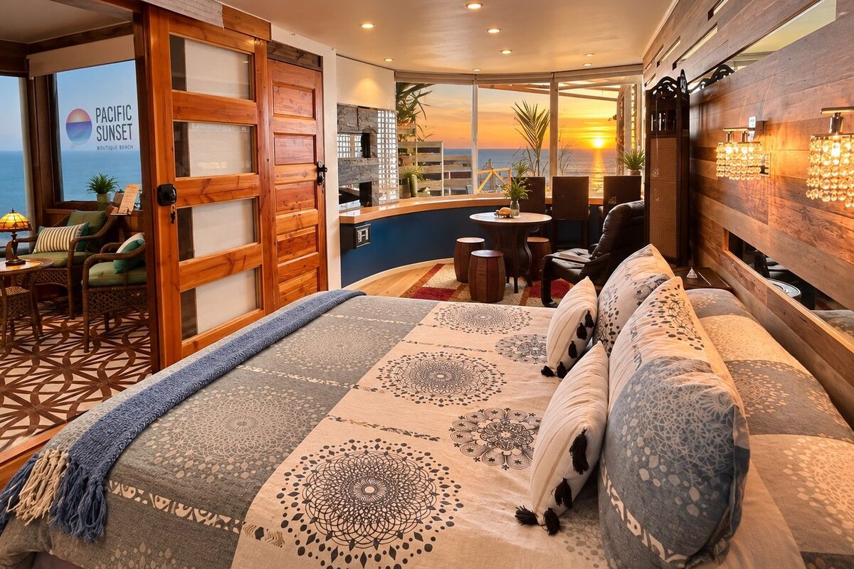 Comfort Apartment, Ocean View | In-room safe, WiFi (free), individually decorated