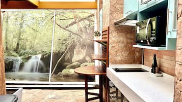 Design-Apartment, Meerblick | Eigene Küche