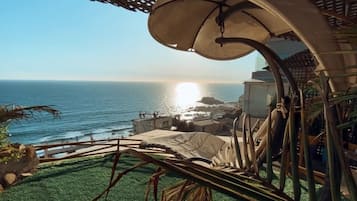 Deluxe Apartment, Ocean View | Terrace/patio