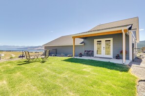 Terrace/patio - Pet-Friendly Elmo Home w/ Mountain & Lake Views! (Elmo)