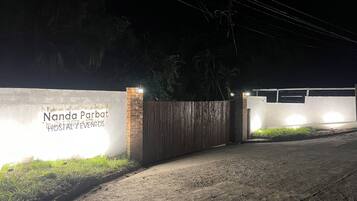 Voorkant van accommodatie