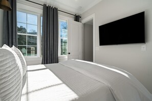 3 chambres, fer et planche à repasser, Wi-Fi, literie fournie