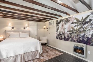 1 habitación, escritorio, tabla de planchar con plancha y wifi 
