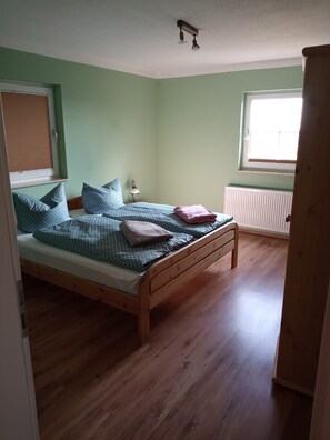 2 bedrooms, free WiFi