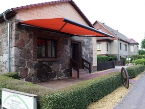 Exterior detail - Modern apartment near Plauer See (Kümmernitztal-Preddöhl)