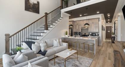 3 Bedroom Suite + Loft, Second Floor