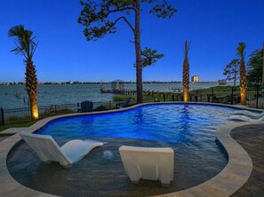 Outdoor pool, a heated pool