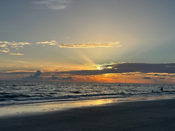 Beach - making memories at madeira (Madeira Beach)