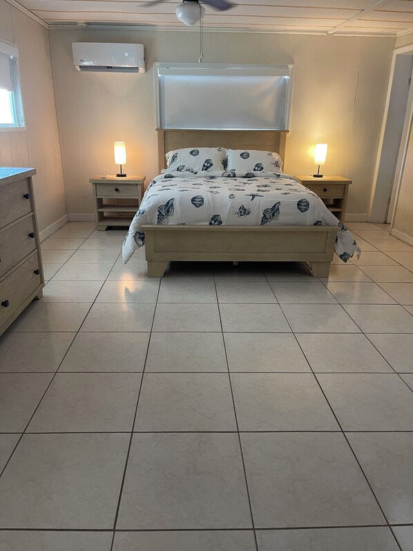 Standard Mobile Home | 2 bedrooms, laptop workspace, free WiFi, bed sheets
