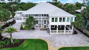 Apartment, Multiple Beds (1801 Chatham Ave Unit B) | Exterior