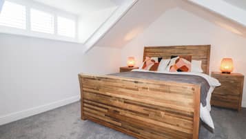 3 bedrooms, individually decorated, individually furnished, free WiFi