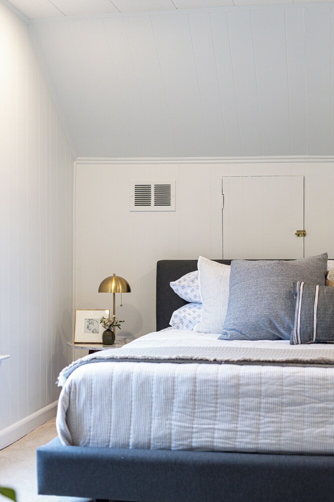 Spacious & Stylish Downtown Plymouth Home Plymouth FeWodirekt