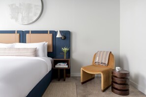 1 bedroom, internet, bed sheets