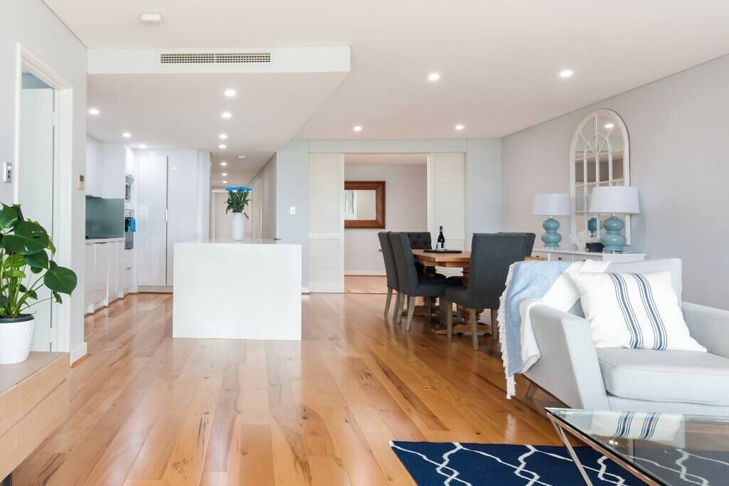 Apartment M603 - Luxury Beachfront, Ocean Views! - Perth