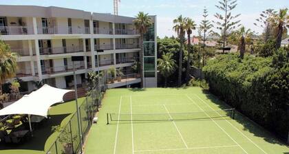 Apartment M401 - coastal style and luxury awaits!