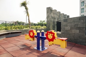 Children’s play area – outdoor