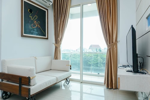 Minimalist And Comfy 1Br Citralake Suites Apartment