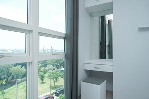 1 bedroom - 1Br Comfy Apartment At Citralake Suites (Jakarta)