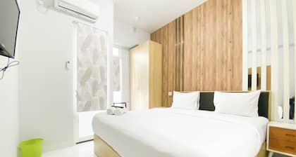 Homey 1Br Without Living Room At Amartha View Apartment