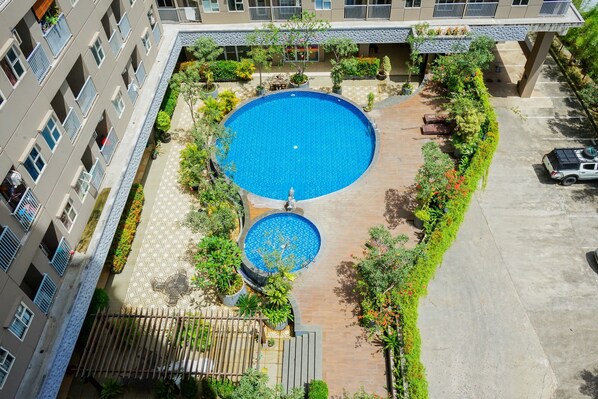 Exterior - Comfort 2Br At 3Rd Floor Baileys Apartment (South Tangerang)