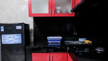 Apartment | Private kitchen | Full-size fridge, stovetop