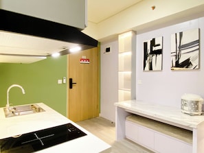 Apartment | Private kitchen | Full-size fridge, stovetop - Best Homey 2Br At Meikarta Apartment (Cikarang)