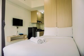 Estudio | Decoración individual, mobiliario individual, wifi gratis