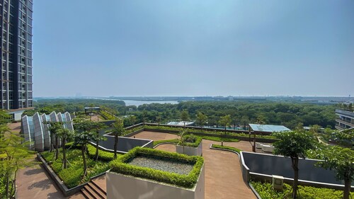 Cozy Stay Studio At Gold Coast Apartment