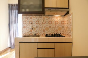 Apartment | Private kitchen | Full-sized fridge, stovetop - Best Strategic 2Br Apartment At Green Palm Residence (Jakarta)