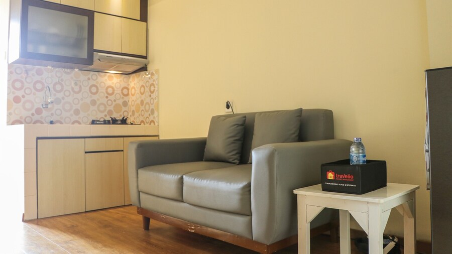 Best Strategic 2Br Apartment At Green Palm Residence