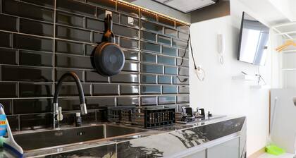 Best Deal And Comfort Studio Tokyo Riverside Pik 2 Apartment