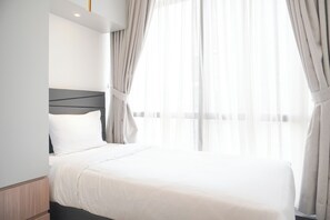 2 bedrooms, free WiFi - Comfort And Elegant 2Br Sudirman Suites Apartment (Jakarta)